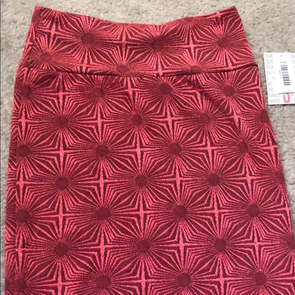 BNWT LuLaRoe Cassie Pencil Skirt